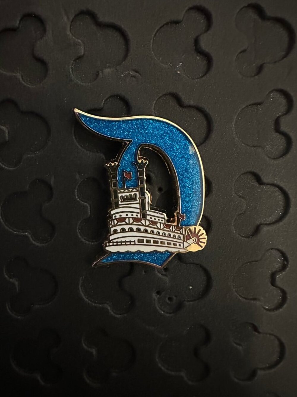 Disneyland 70th Anniversary D Pin Mark Twain Riverboat Glitter